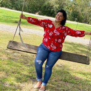 Meet your Posher, Dolores